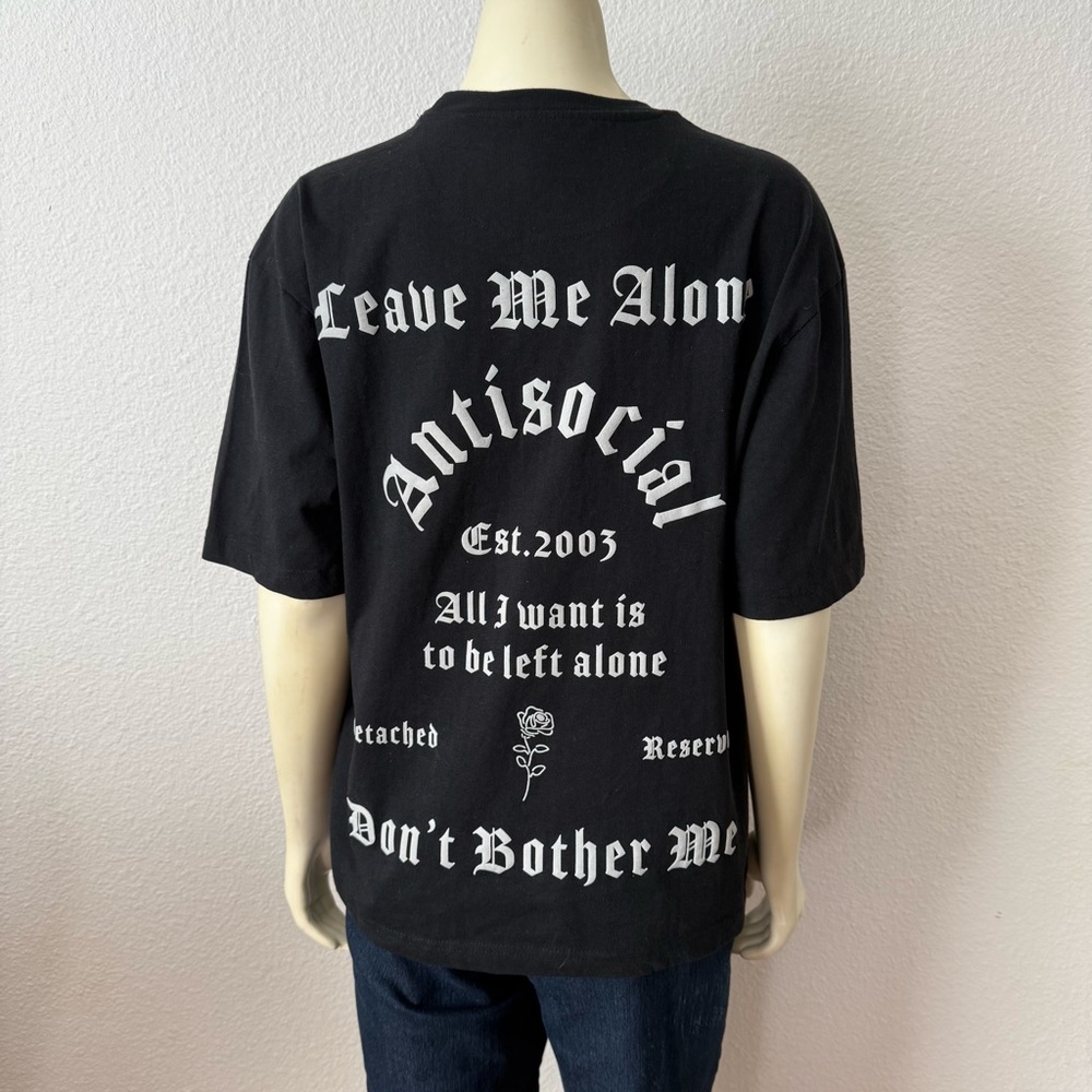 "Antisocial"  Black Short Sleeve T-shirt with Rose Size S